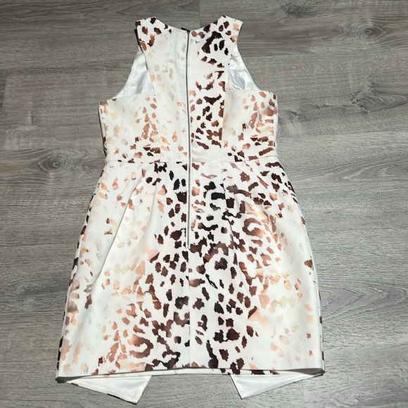 Keepsake Such Great Heights Brown and Ivory Print Dress - Picture 8 of 16